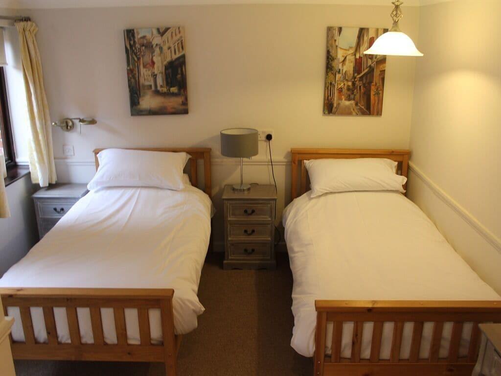 The Swan Motel, Gillingham Бекълс Екстериор снимка