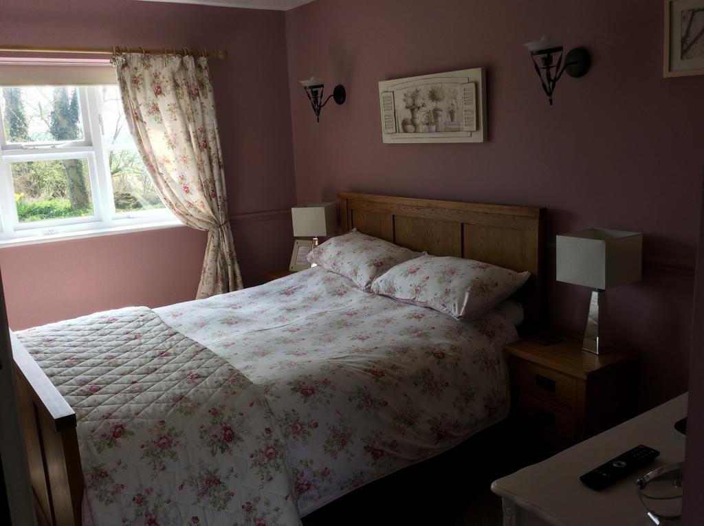 The Swan Motel, Gillingham Бекълс Екстериор снимка